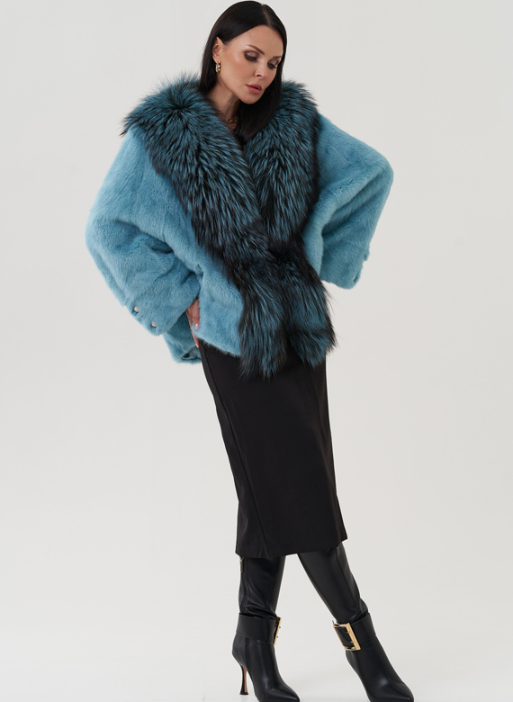 Короткая шуба из норки с мехом из чернобурки 