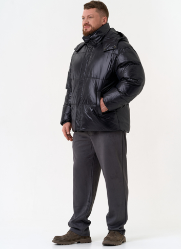 Мужской пуховик черного цвета с капюшоном