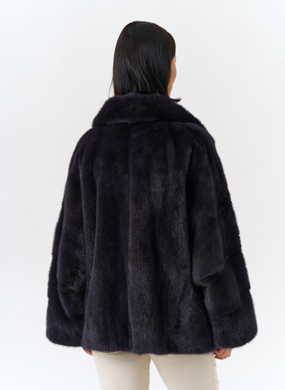 Шуба из меха норки с английским воротником