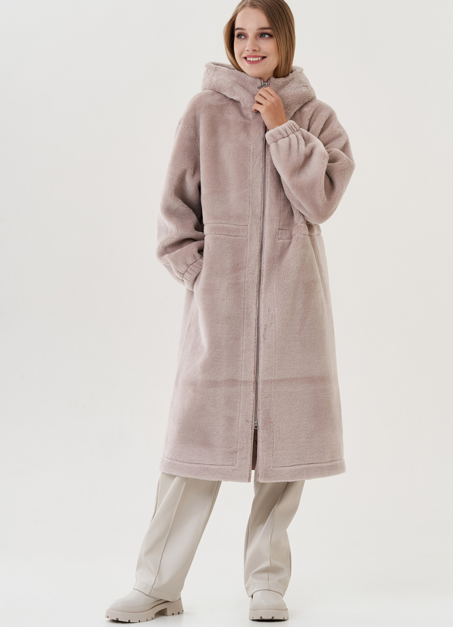 Пальто женское с капюшоном  модель № 25685 меха малина