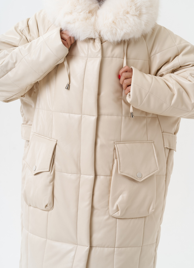 Пуховик из эко кожи с капюшоном из эко меха  модель № 27711 универмаг малина