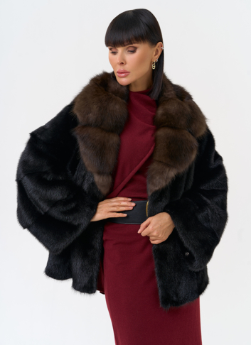 Шуба из меха норки с воротником из меха куницы