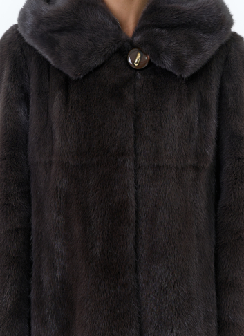 Женская шуба из меха норки  капюшоном