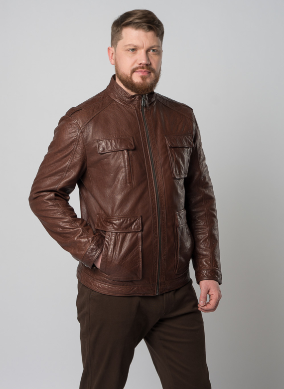 Мужская кожаная куртка коричневого цвета