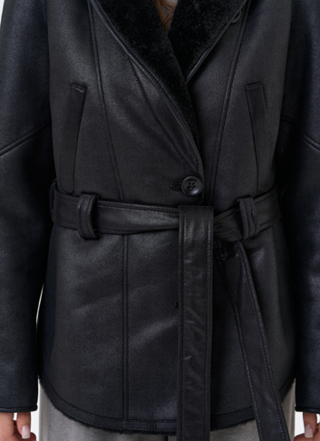 Женская дубленка из эко замши в стиле ретро