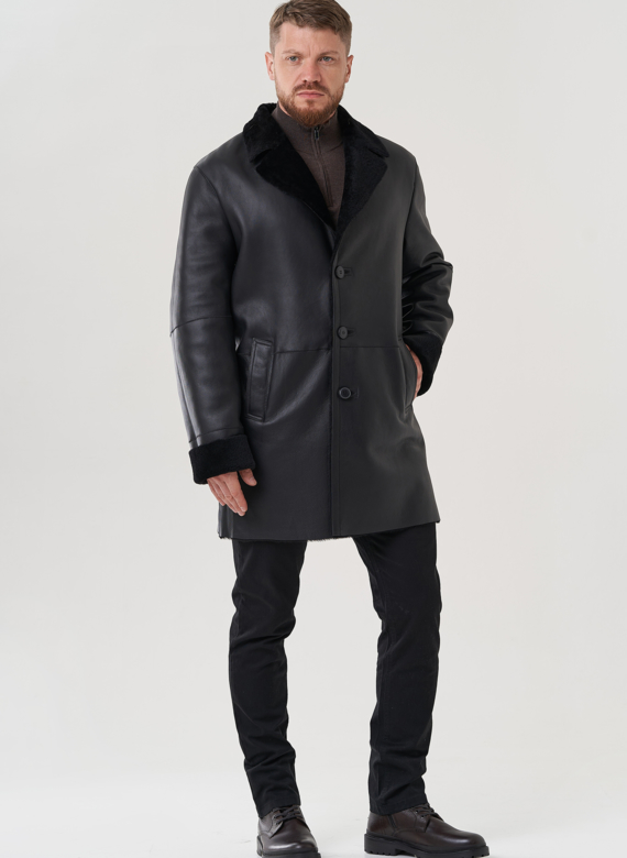 Дубленка мужская черного цвета 