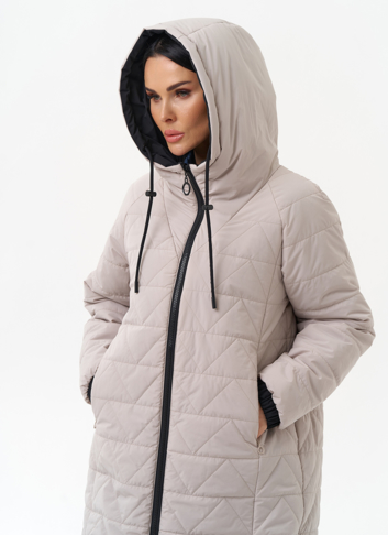Женская удлиненная куртка с капюшоном