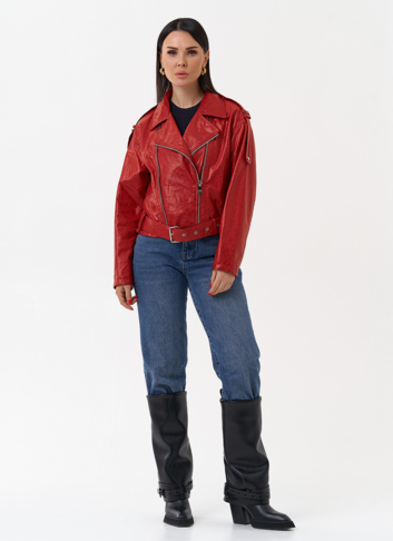 Красная куртка из натуральной кожи