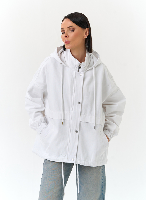 Женская джинсовая куртка с капюшоном