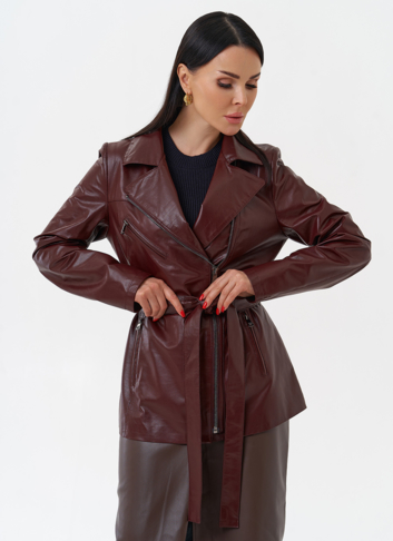 Куртка женская бордового цвета