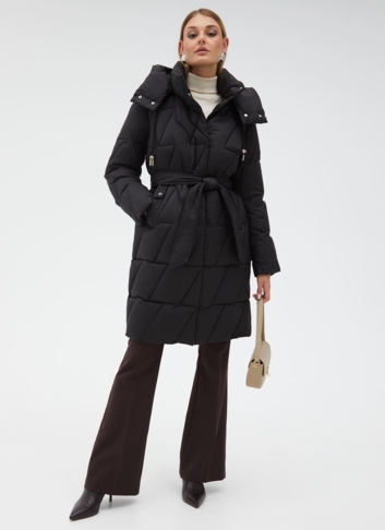 Женский пуховик с поясом