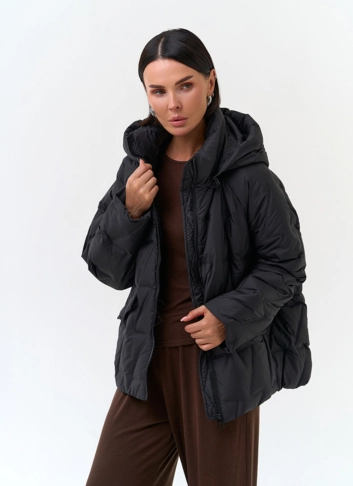 Женская куртка с капюшоном