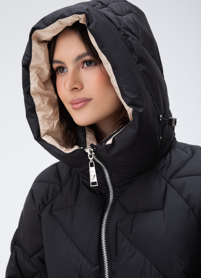 Женский пуховик с капюшоном  модель № 28418 универмаг малина