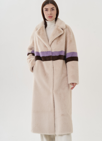 Женское пальто из эко меха 