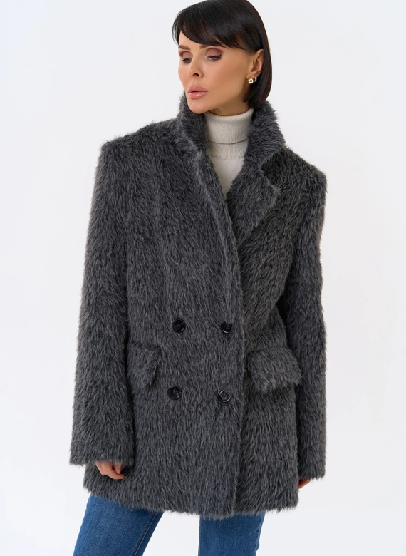 Женское утепленное пальто с английским воротником