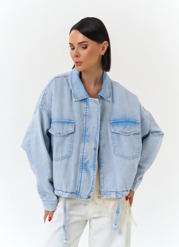 Женская объемная джинсовая куртка 