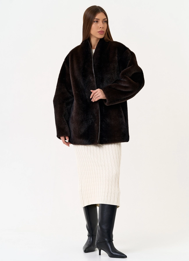 Женская шуба из эко меха коричневого цвета модель № 31522 в кредит