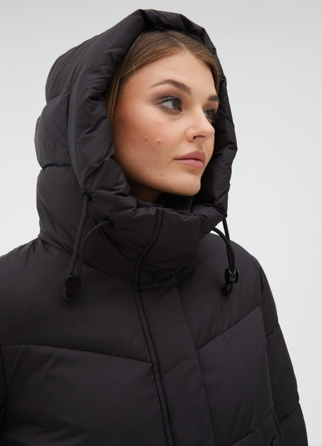 Женский пуховик с капюшоном модель № 31112 универмаг малина