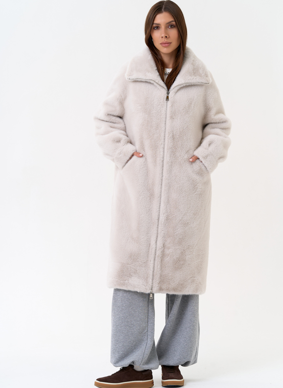 Женская шуба из эко меха с воротником стойкой