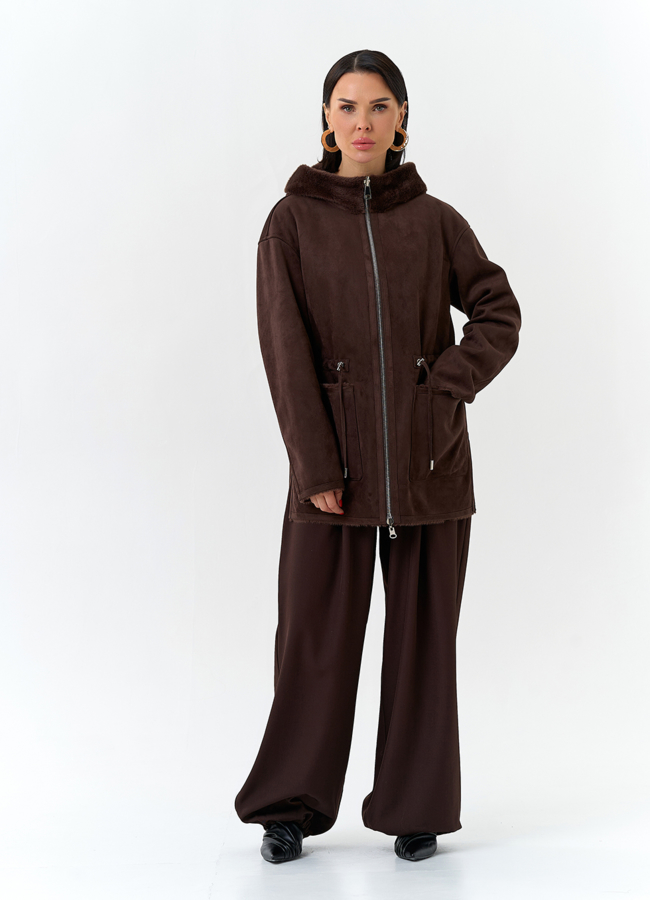 Двухсторонняя дубленка из эко замши с капюшоном модель № 32690 универмаг малина