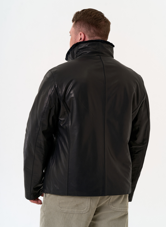 Мужская дубленка черного цвета