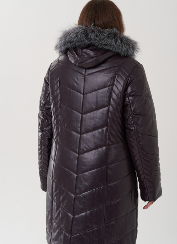 Пуховик из эко кожи с капюшоном на молнии